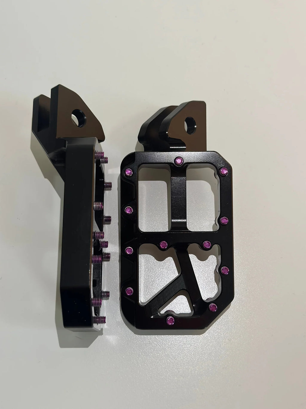 Upgraded Black Footpegs